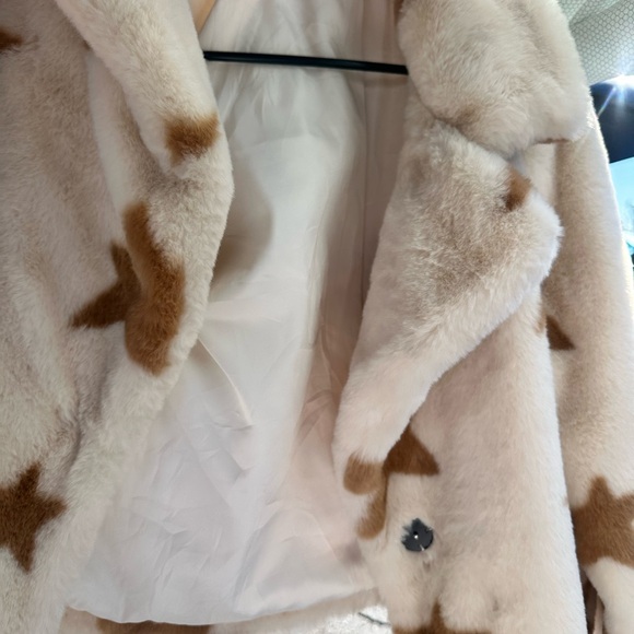 Starry Cream and Tan Teddy Jacket - Picture 2 of 5